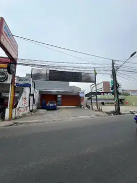 DISEWAKAN RUKO  JUMBO DEKAT DENGAN SUMMARECON BEKASI