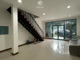disewakan ruko 3,5lt furnished area pondok indah akses jalan besar