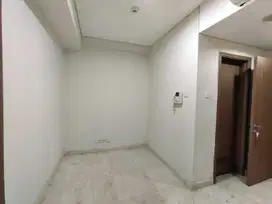 disewakan 1br unfurnished apartemen puri orchard tower ch