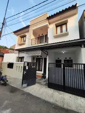 Rumah Kayu Putih 85m 2 lantai, siap huni, jalan 2 mobil, termurah