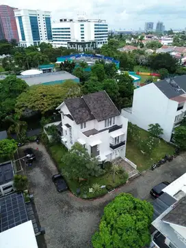 Dijual rumah minimalis harga ekonomis dalam townhouse at Lebak Bulus