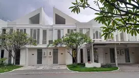 jual rumah siap huni minimalis 3 lantai baru gress Grand pakuwon