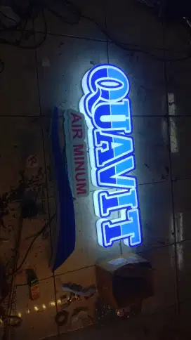 neon box custom