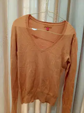 Preloved sweater