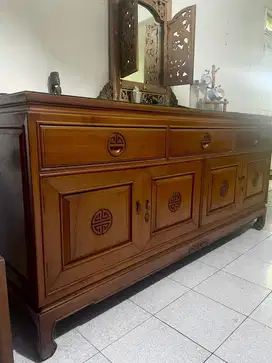 Bufet Jati Solid Antik Ukiran Simbol Shou (Longevity) Memukau! JakSel