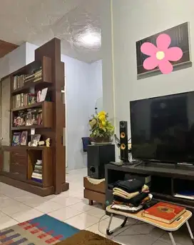 dijual murah rumah di Margahayu Raya