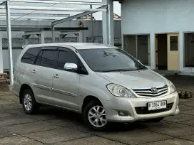 KIJANG INNOVA G AT 2010