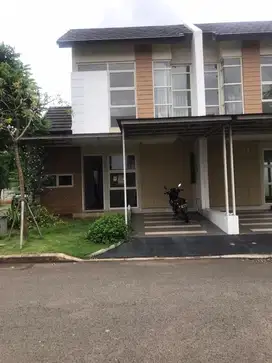Rumah bagus harga murah di Grand wisata bekasi