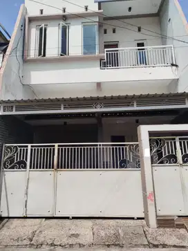 Rumah 2 Lantai Daerah Simo Magerejo Surabaya