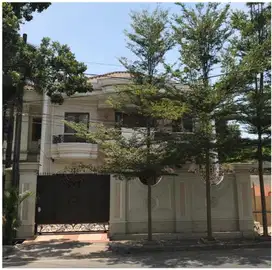 Rumah Mewah 2 Lantai Pusat Kota Makassar Dekat Mall Mari, Hyatt Hotel