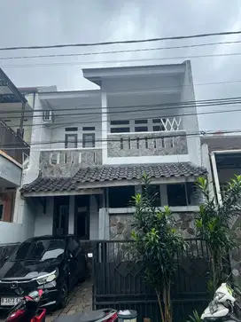 Dijual Rumah 2 Lantai Permata Depok Regency Murah SHM