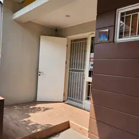 Disewakan Rumah Furnished Cluster Martinez, Gading Serpong Tangerang