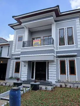 Rumah Hook di Kota Wisata