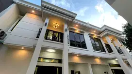 Rumah Mewah di Pasar Rebo, Harga 1 M++