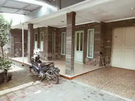 Jual Rumah Lama Terawat di Sayap Supratman Bandung