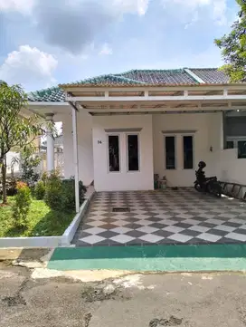 dikontrakkan pertahun rumah siap huni di sentul city