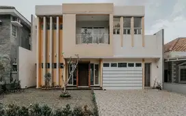 dijual rumah siap huni di sentul city