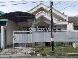 Rumah Darmo Permai Selatan X
