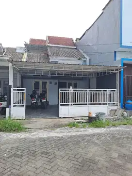 DIJUAL RUMAH di daerah Sigura gura - Malang