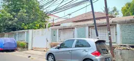 Tanah Mangga Besar 25x42,5m, lokasi strategis, komersial
