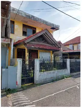 Dijual Rumah Lokasi Strategis Jl. Menoreh Timur Semarang