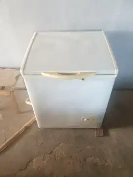 Dijual FREEZER GEA 210 Liter second MULUS DINGIN NORMAL