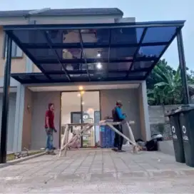 Kanopi carport Teres minimalis mewah atap solarplat trasparan