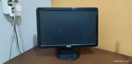 LAYAR MONITOR DELL