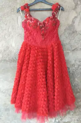 Baju pesta anak