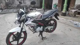 DIJUAL MOTOR VIXION