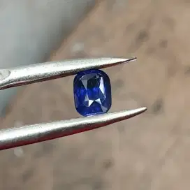 Natural Vivid Blue Sapphire Srilanka 2.02 crt