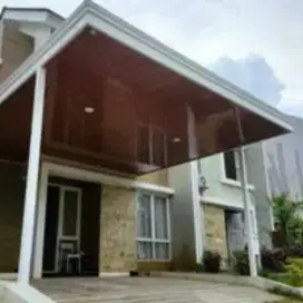 Pelapon PVC minimalis mewah atap galvalum rangka hollow galvanis