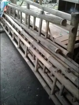 TARAJE TANGGA BAMBU