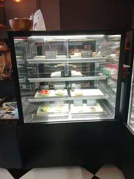 JUAL SYNTECH CAKE DISPLAY BLACK 90CM SECOND