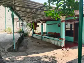 Disewakan rumah Karangrejo dekat stadion jatidiri