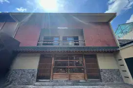 Disewakan Ruang Usaha Cocok Utk Resto/Bar Lokasi Strategis di Senopati