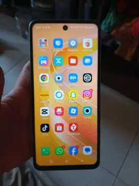 Hp infinix smart 8 ram4+4/128