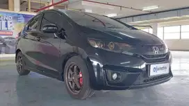 TDP Rendah Honda Jazz 1.5 RS Bensin-AT 2016 Hitam CPVLB
