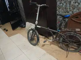speda lipat merk dahon