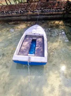 DIJUAL Speed Boat tinggal tambahin mesin siap meluncur!!