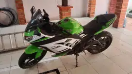 Dijual Ninja 300cc Barang Simpanan Langka