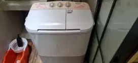 Di jual Mesin cuci merek sharp
