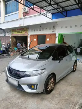 Honda jazz rs a/t thn 2015