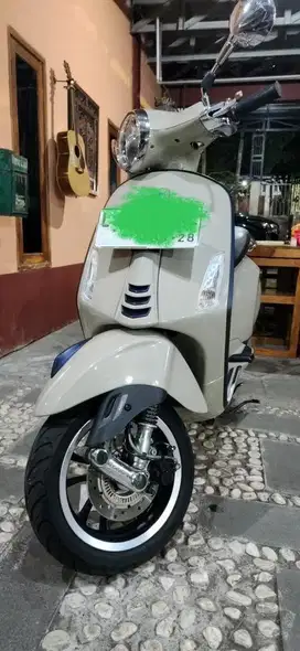 VESPA PRIMAVERA 2023 NEGO