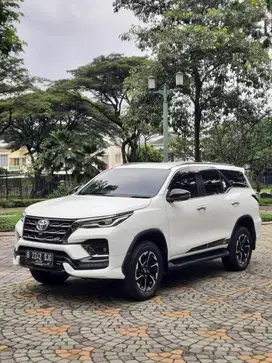 LOW KM MULUS TERAWAT LIKE NEW ! Toyota Fortuner VRZ GR 2.8 AT 2022