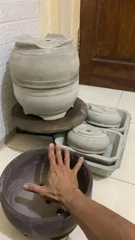 Pot Bonsai Bulat Besar