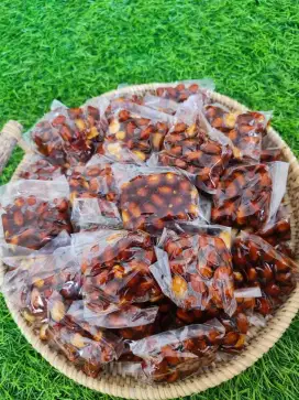 Menjual Aneka Frozen food