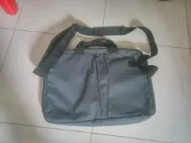 Tas laptop selempang