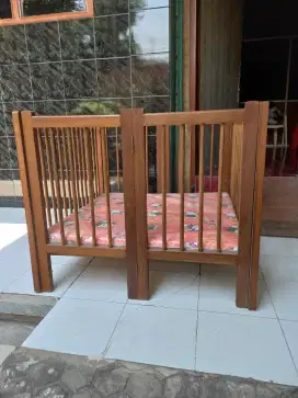 Ranjang Bayi Box Kayu Jati. Lipat + Kasur