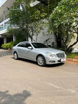 Mercedes-Benz E300 2010 Bensin